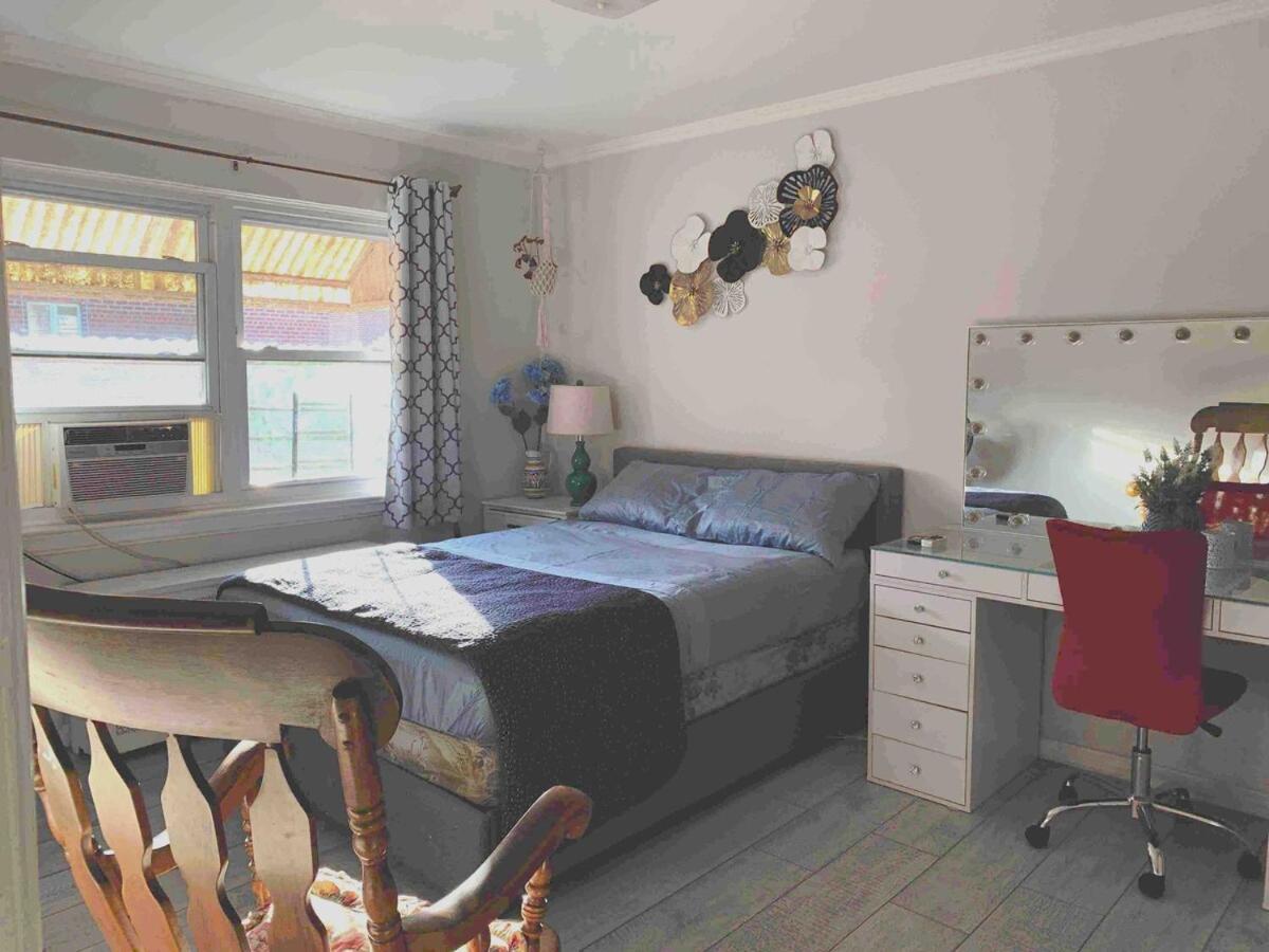Cheerful 2 Bed Rooms Apartment In Heart Of Queens New York Esterno foto