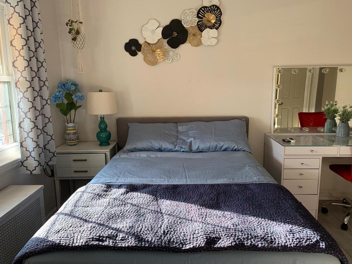 Cheerful 2 Bed Rooms Apartment In Heart Of Queens New York Esterno foto